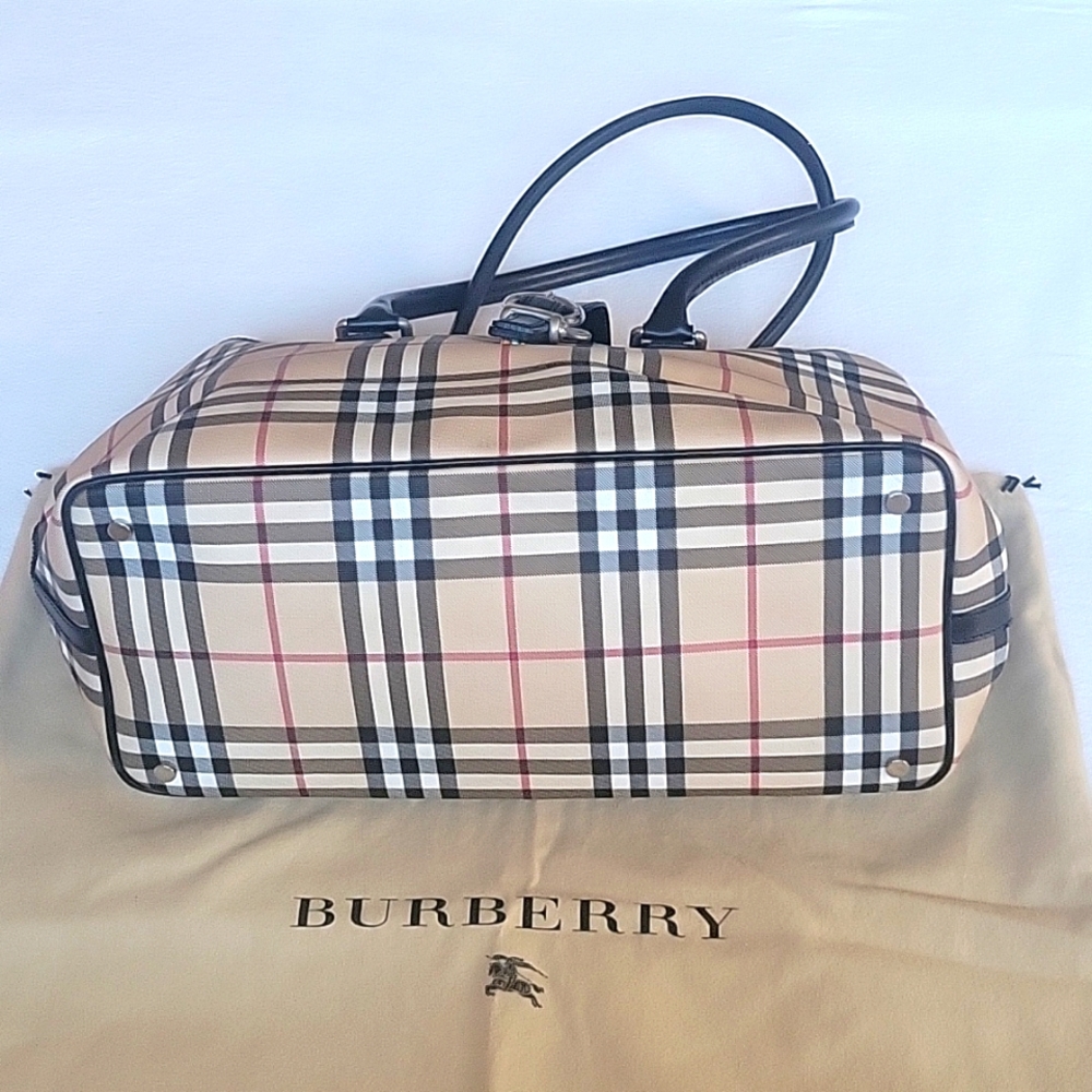 Burberry Supernova Check Large Tote - Picture 4 of 6